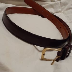 COACH•Burgandy Leather•Burnished Cowhide•40".